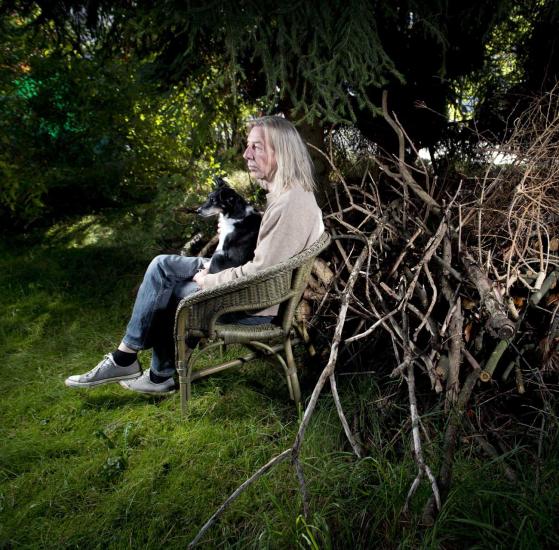 Al Comet, de son vrai nom Alain Monod  fait partie du groupe suisse The Young Gods. Il joue les samplers dans cette formation. Il est également l'auteur de plusieurs albums solos sous le nom de Al Comet, dont le projet Sitarday dans lequel il joue du sitar artisanale